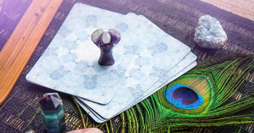 Choose An Angel Card To Reveal A Message Your Soul Desperately Needs To Hear - Featured image