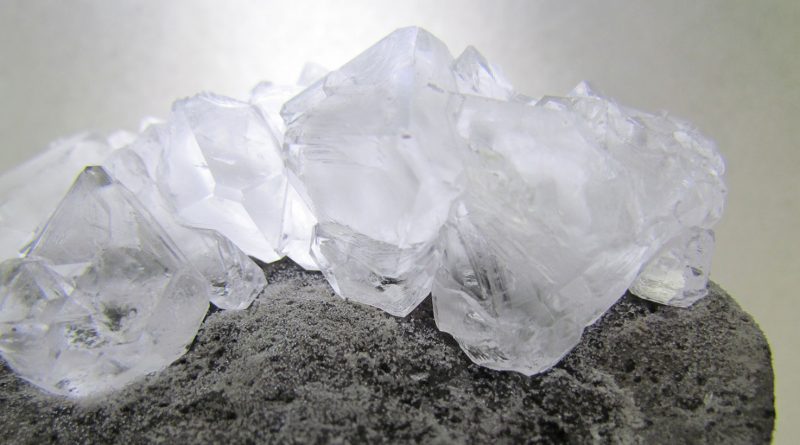 Easy Diy Magic How To Grow Your Own Quartz Crystals At Home Mystical Raven
