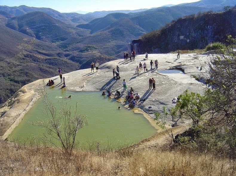 Have You Ever Seen The Mysterious Petrified Waterfalls Of Oaxaca?  Hierve-el-agua-122