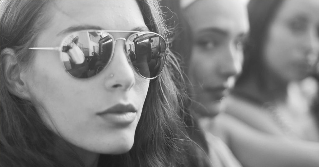 10 Types of Toxic Friends You Should Steer Clear From - Featured image