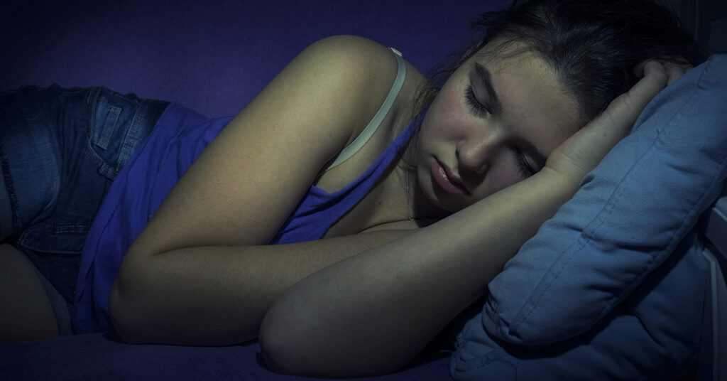 What Does it Symbolize When a Person Who Passed Away Shows up in Your Dream? - Featured image