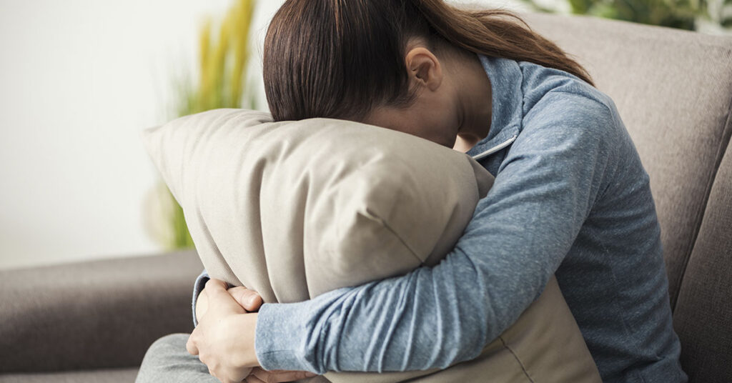 8 Signs You Have A Toxic Relationship With Yourself - Featured image