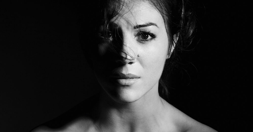 6 Things No Strong Woman Will EVER Tolerate In A Relationship - Featured image