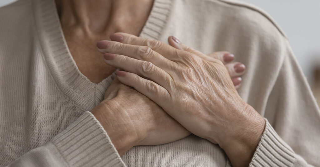 76-year-old woman fires back at trolls who tell her to ‘dress her age’ - Featured image