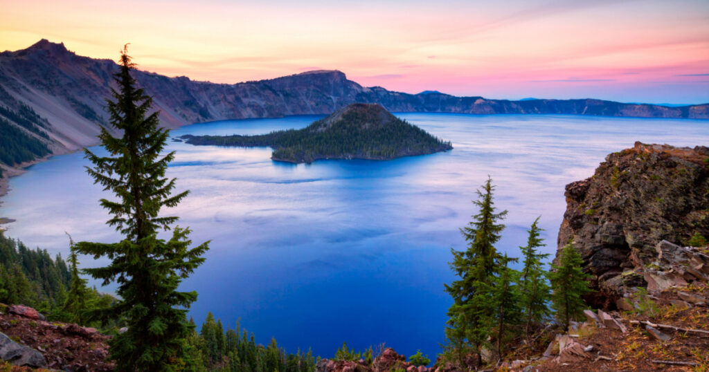 Crater Lake National Park in Oregon, USA - Wizard Island