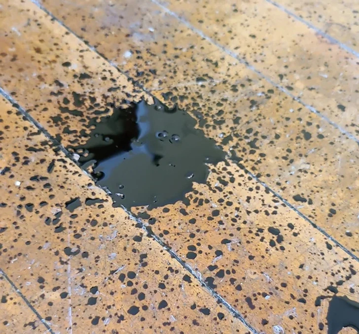 Dripping roof fluid