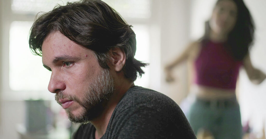 9 Signs You Have an Abusive Partner - Featured image