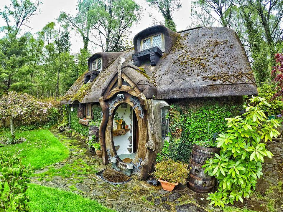 uncle Stuart Grant’s real-life Hobbit house