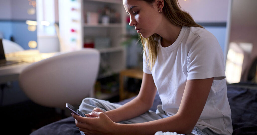 5 Reasons Why a Friend Ghosted You and What to Do About It - Featured image