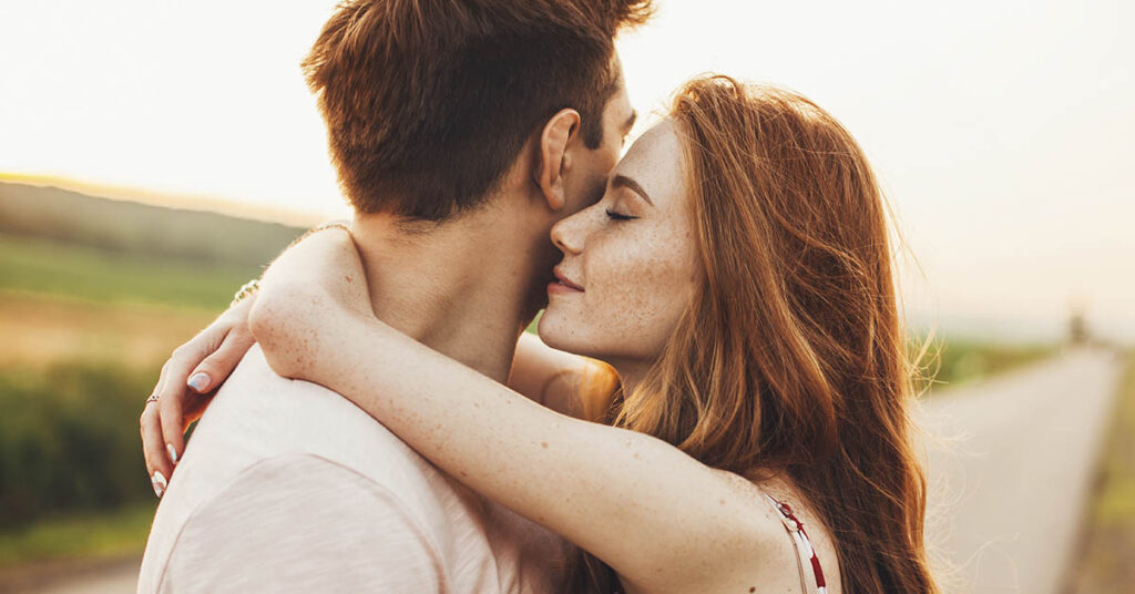 10 Signs You Are With the Right Partner, According to a Psychologist - Featured image