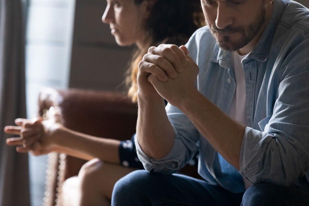 10 Relationship Red Flags That Might Mean It’s Not Real Love - Featured image