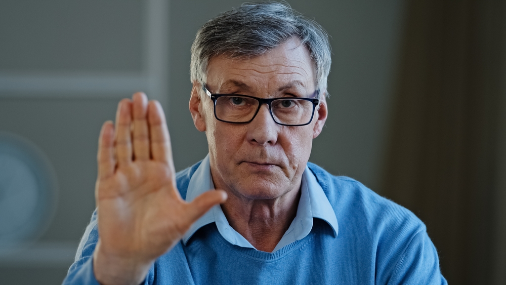 11 Reasons Social Circles Often Shrink as People Grow Older - Featured image