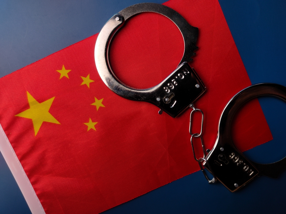 These 8 Countries Have Jaw-Dropping Penalties for Illegal Entry - Featured image