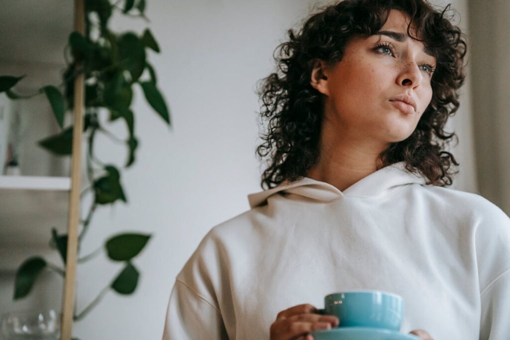 9 Signs You Have Deep Personality Traits Nobody Quite Gets - Featured image