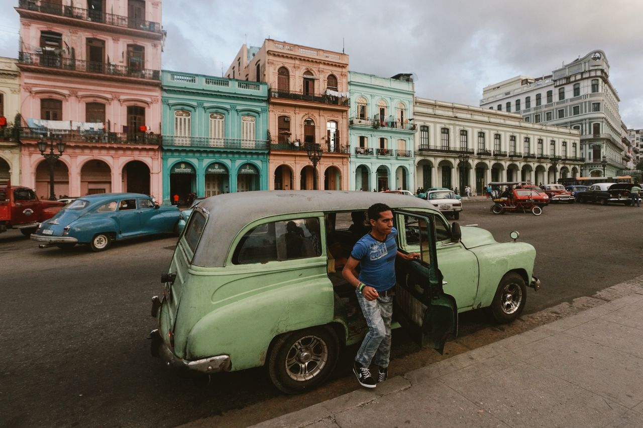 Cuban street