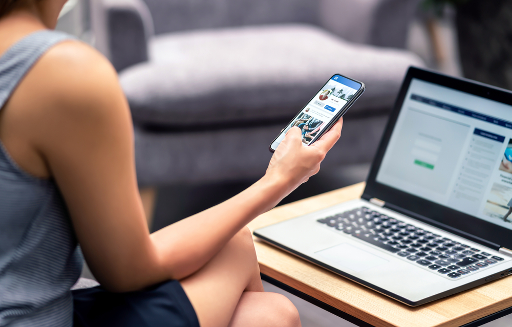 woman using social media