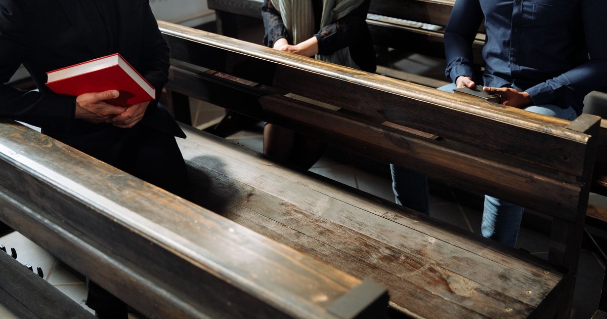 Image for 12 Church Practices People Are Seriously Rethinking Right Now