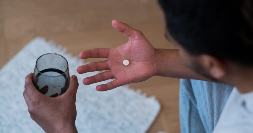 15 Mental Health Myths Most People Still Believe (but aren’t true at all) - Featured image