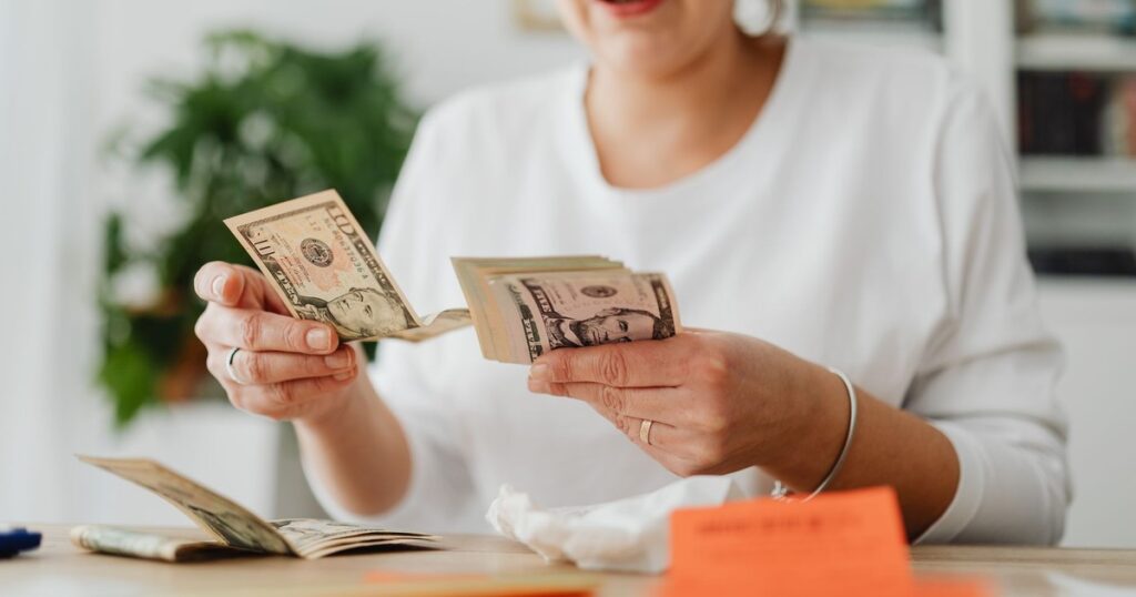 16 Things Frugal People Never Ever Buy - Featured image