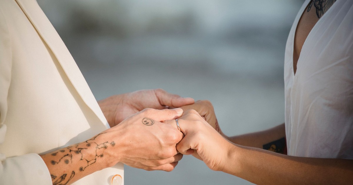 8 Small Relationship Moments That Mean More Than Saying “I Love You”