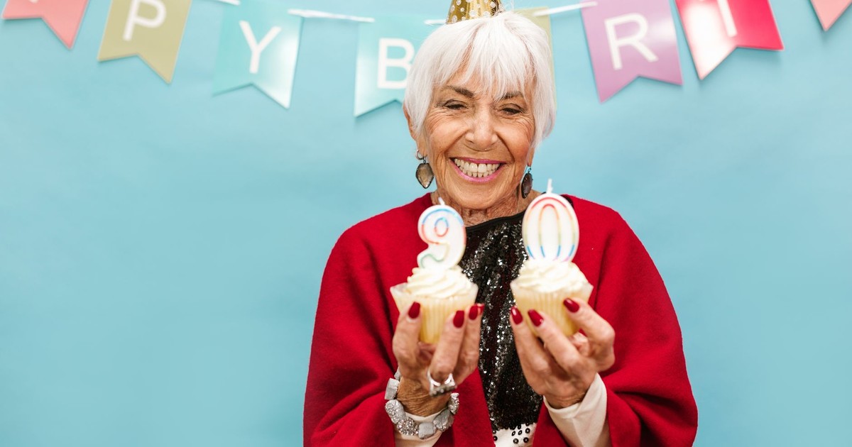 Scientists Reveal Maximum Age of Human Lifespan (if ageing is cured) - Featured image