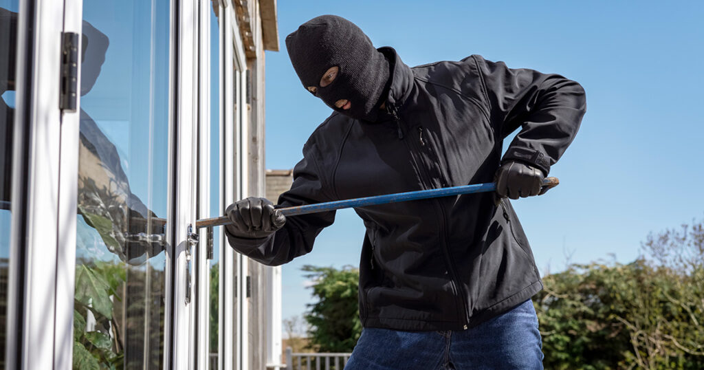 The Cities Where Summer Burglaries Spike The Most, According To Data - Featured image