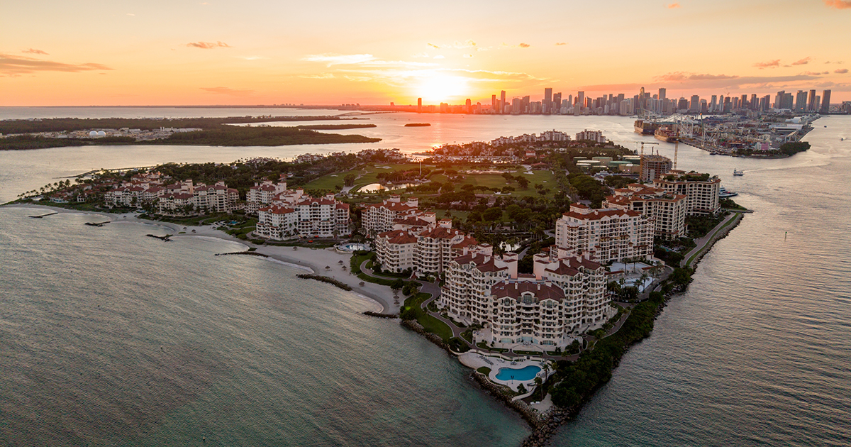 9 Communities Everyone Wants to Live In – But Almost No One Can Afford