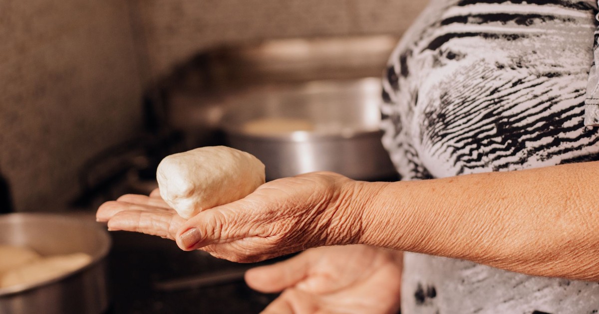 The 10 Foods That Do the Most Damage as You Get Older - Featured image