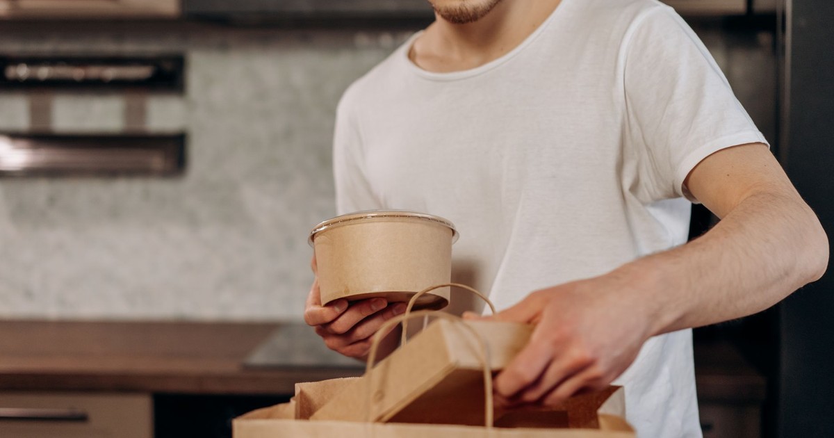 The Shocking Math Behind How Much You’re Really Spending on Takeout - Featured image