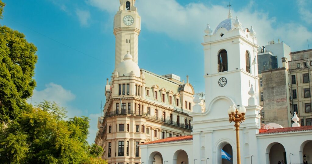 7 Gorgeous South American Cities With Mind-Blowing Views - Featured image