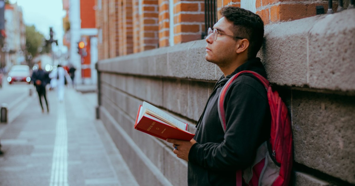 Psychologists Explain Why Adults Who Felt Unloved as Kids Develop 7 Rare Strengths